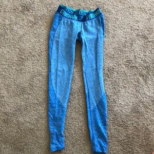 Gym shark ankle length leggings